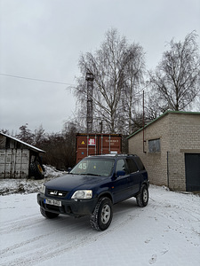Honda CR-V 1998 (2 foto / 6)