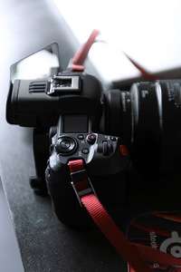 Canon R5C (6 фото из 7)