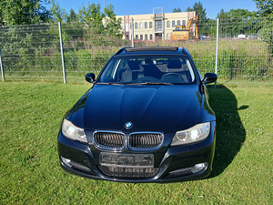 BMW 320D (3 foto / 15)