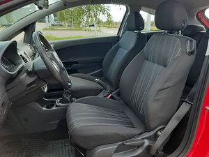 2007 Opel corsa (9 фото из 12)