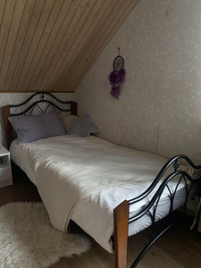 Кровать 90x200 (с матрасом) (2 фото из 3)