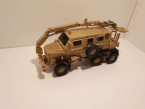 Dream Factory GOD-09 Steel Claw Bonecrusher (2 foto / 4)