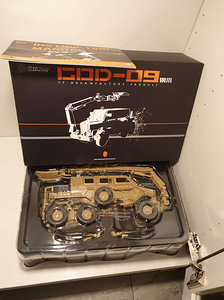 Dream Factory GOD-09 Steel Claw Bonecrusher (4 foto / 4)