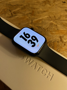 Apple watch series 8 45mm GPS+Cellular Midnight (3 foto / 5)