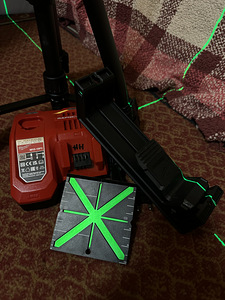 M12™ ROHELINE 360° 3-TASANDILINE LASERI KOMPLEKT (4 foto / 4)