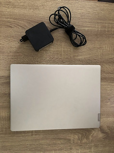 Lenovo Ideapad 330S-14IKB (5 foto / 6)