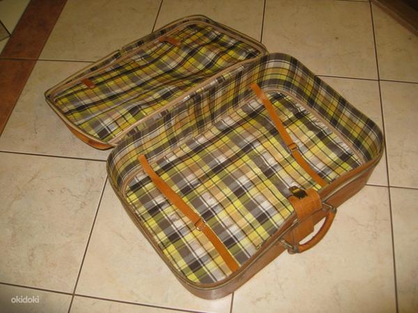 Желтый чемодан кожаный (фото #3)