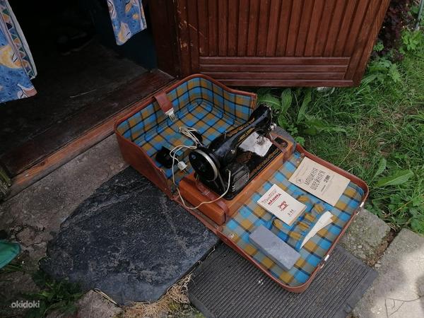 Nõukogudeaegne Podolski õmblusmasin mootoriga (foto #10)