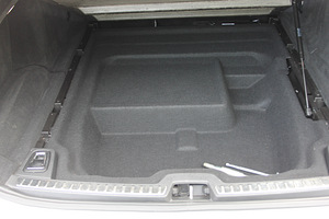 Volvo V90 Momentum 2.0 140kW (12 foto / 15)