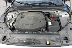 Volvo V90 Momentum 2.0 140kW (14 foto / 15)