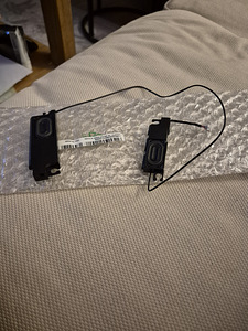 Müüa Lenovo T470 laptop sisemised asenduskõlarid. (1 foto / 1)