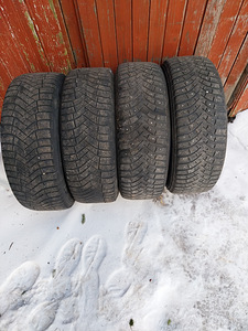 225 60 R18 (2 foto / 3)