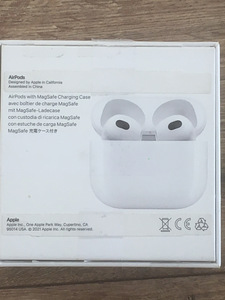 AirPods 3 (koos karbi ja kviitungiga) (4 foto / 8)