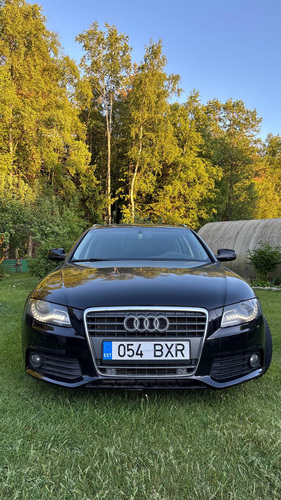 AUDI A4 AVANT 2.0 TDI - MANUAL