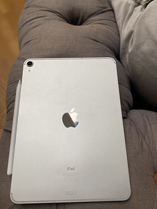2018 iPad Pro 11” 512GB (1 foto / 3)