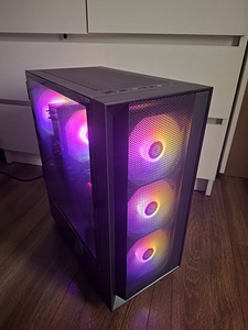 Игровой компьютер! I5-10500, 32GB RAM, RX 7600 8GB, 2.5TB SS (1 фото из 7)