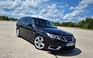 Saab би-турбо (5 фото из 14)
