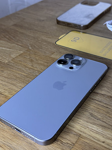 Apple iPhone 15 Pro Max 256GB Natural Titanium (2 foto / 3)