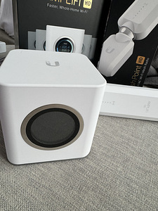Amplifi HD + MeshPoint HD (3 foto / 3)