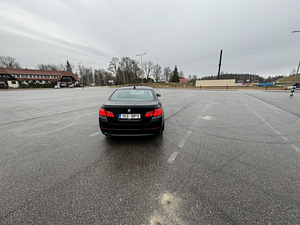 BMW F10 523i (5 foto / 10)
