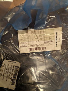 Audi A4/A5/Q5/Q3 original esi piduriklotsid 4tk, kettad 2tk (2 foto / 10)