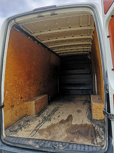 Volkswagen Crafter 2.5 120kW L3H4 (5 foto / 7)