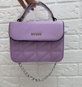 Сумка guess (2 фото из 3)