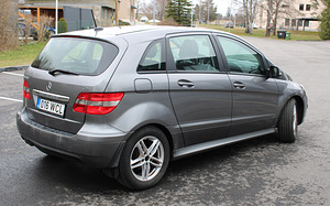 Mercedes-Benz B 180 2.0 80kW (3 foto / 11)