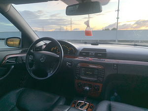 Mercedes-Benz S320 (5 foto / 7)