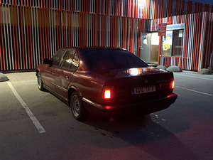 BMW 525TDS manuaal (2 foto / 5)