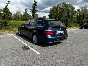 БМВ 525i (3 фото из 7)