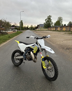 Husqvarna TC85 (1 фото из 10)
