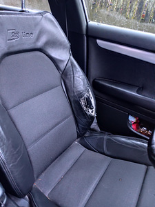 Audi A4 B7 S-Line 150kw (8 foto / 9)