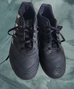 Бутсы Adidas (2 фото из 5)