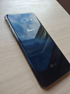 LG G8X Thinq (3 foto / 9)
