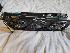 Gigabyte GTX760 2gb Windforce (2 foto / 5)