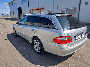 Mercedes-Benz E 220 2.1 R4 CDI T 110kW (2 foto / 15)