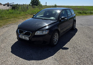 Volvo v50 рестайлинг (7 фото из 11)