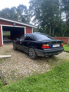 Продается e36 1.6 зимний автомобиль (5 фото из 7)