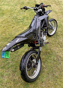 Aprilia sx50 (3 фото из 6)