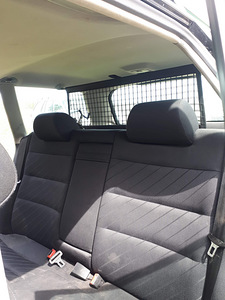 Audi A4 2.8 quattro (7 фото из 11)