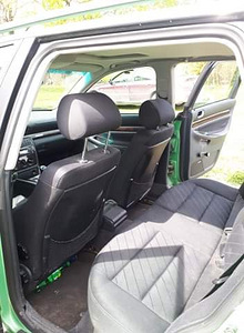 Audi A4 2.8 quattro (8 фото из 11)
