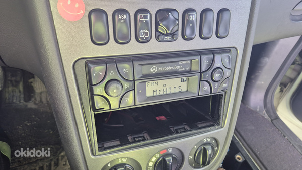 Mercedes benz audio10