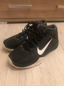 Обувь для баскетбола