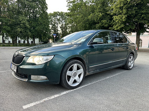 Skoda superb (2 foto / 8)