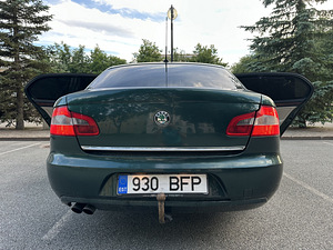 Skoda superb (3 foto / 8)