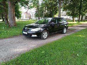 Škoda Octavia (5 фото из 7)