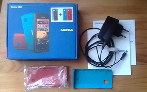 Nokia 500 kaaned ja laadija AC-8E (2 foto / 6)