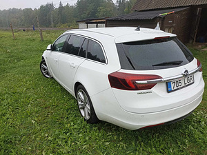 Опель Инсигния (10 фото из 14)