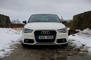 Audi a1 1.6 66kw (2 foto / 13)